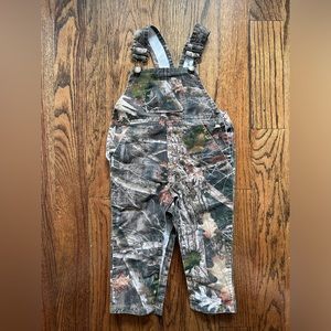 Bass pro Overalls Size 2t camouflage